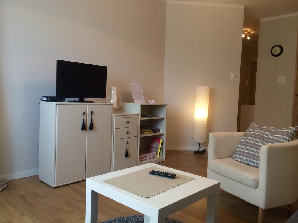 Aluzyjna Erapartments Jablonna  ภายนอก รูปภาพ