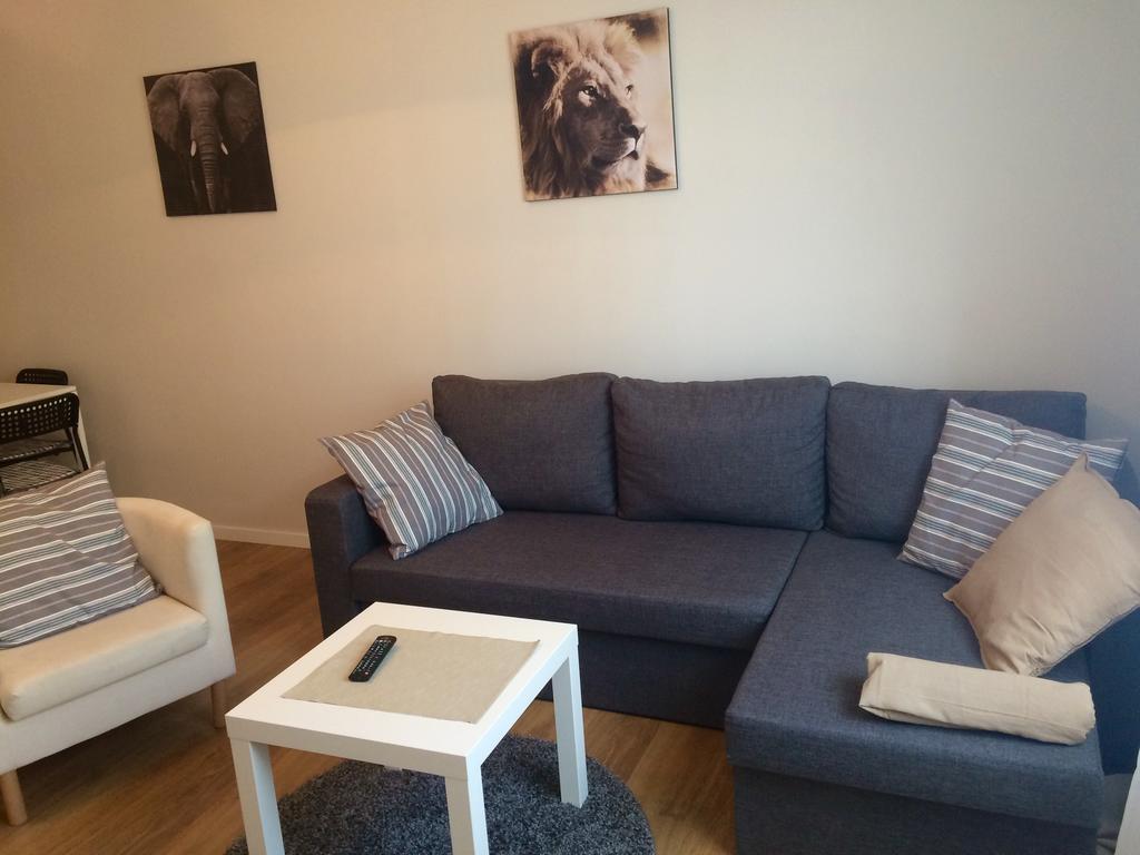 Aluzyjna Erapartments Jablonna  ภายนอก รูปภาพ