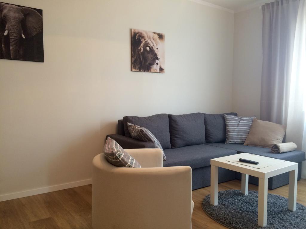 Aluzyjna Erapartments Jablonna  ภายนอก รูปภาพ