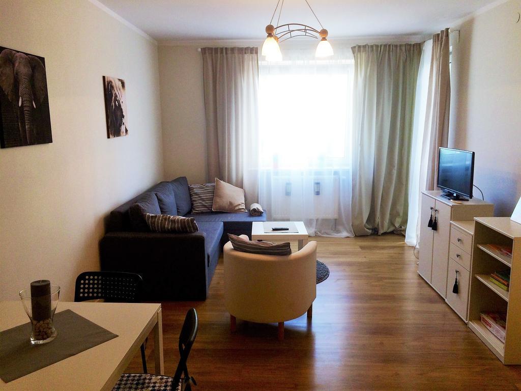 Aluzyjna Erapartments Jablonna  ภายนอก รูปภาพ