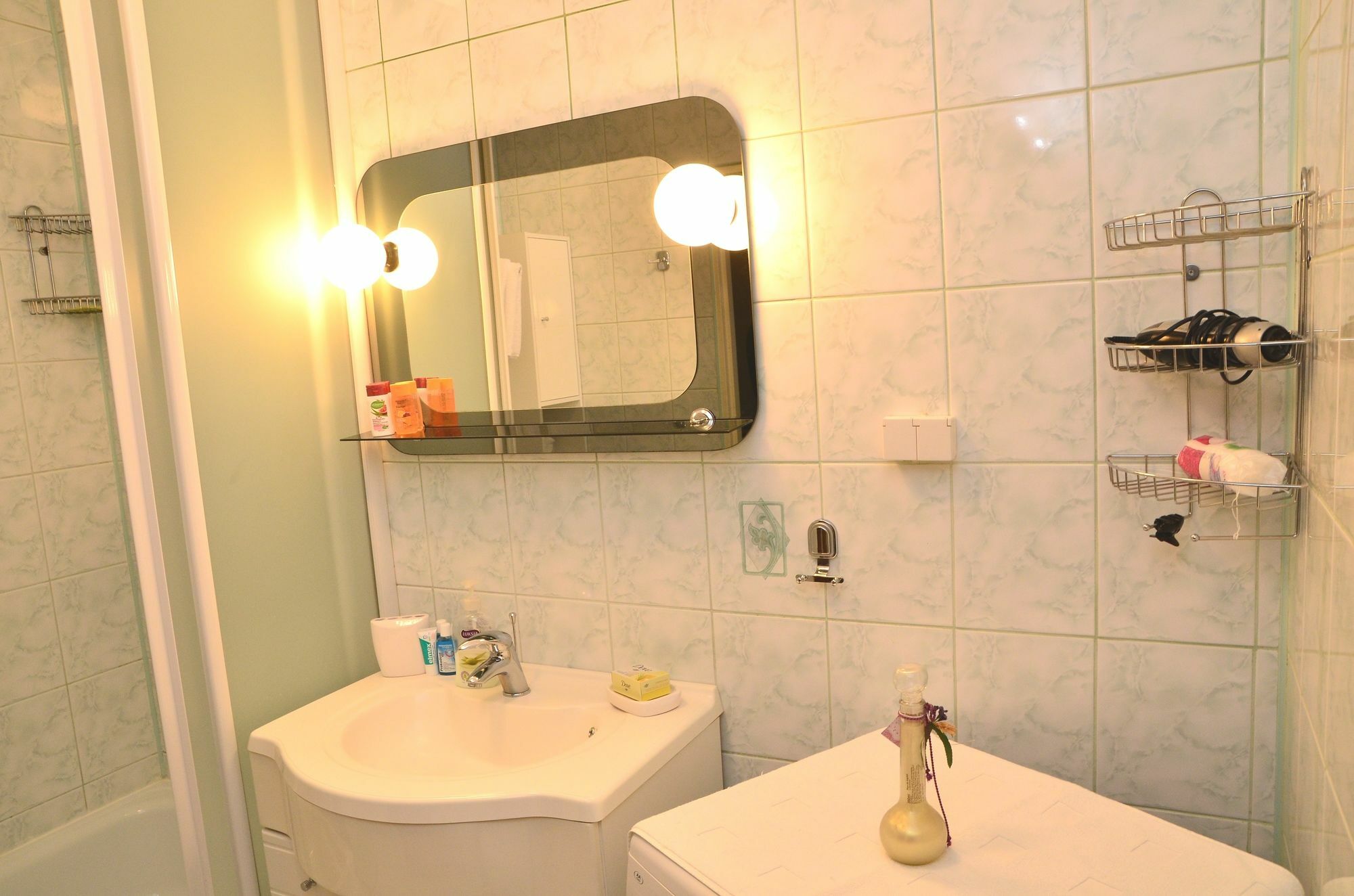 Aluzyjna Erapartments Jablonna  ภายนอก รูปภาพ