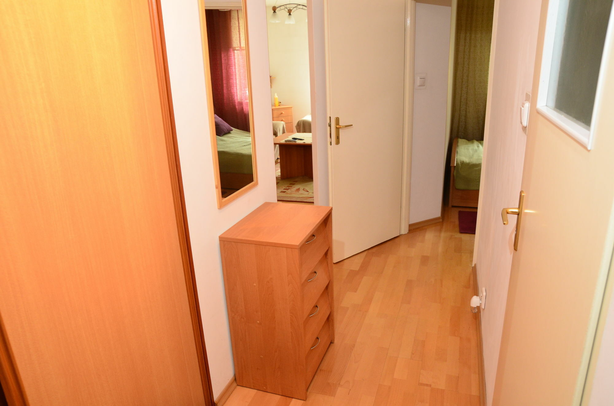 Aluzyjna Erapartments Jablonna  ภายนอก รูปภาพ